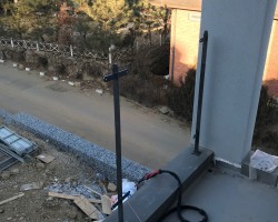 광주 목조 주택 금속 난간