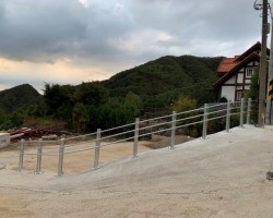 경사로 가드레일